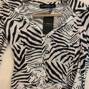 Zebra mesh top